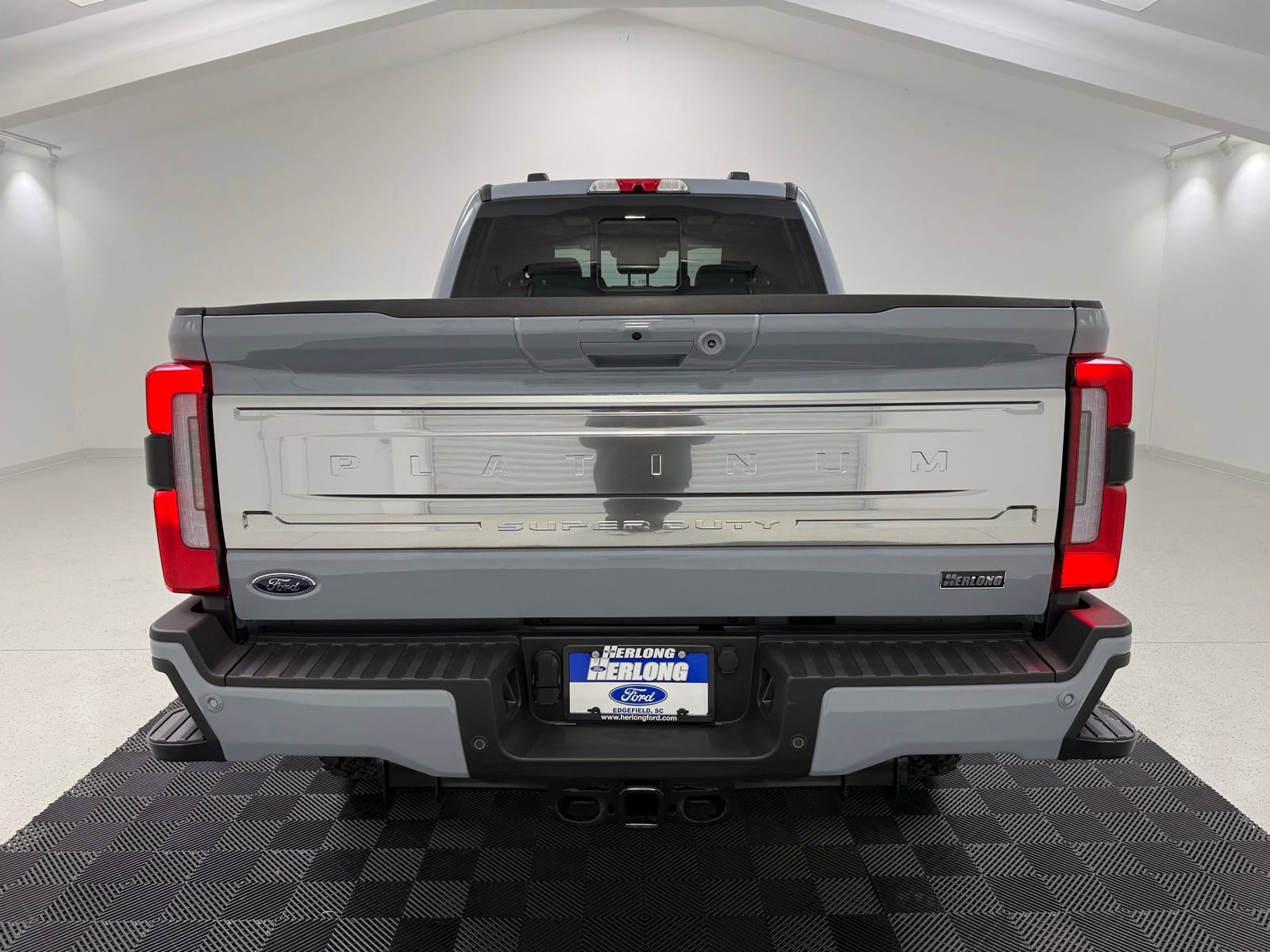 New 2026 Ford F350 Platinum w/ Platinum Plus Package image 6