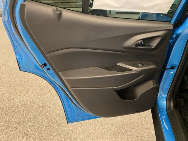 New 2025 Chevrolet Trax LT w/ LT Convenience Package image 28