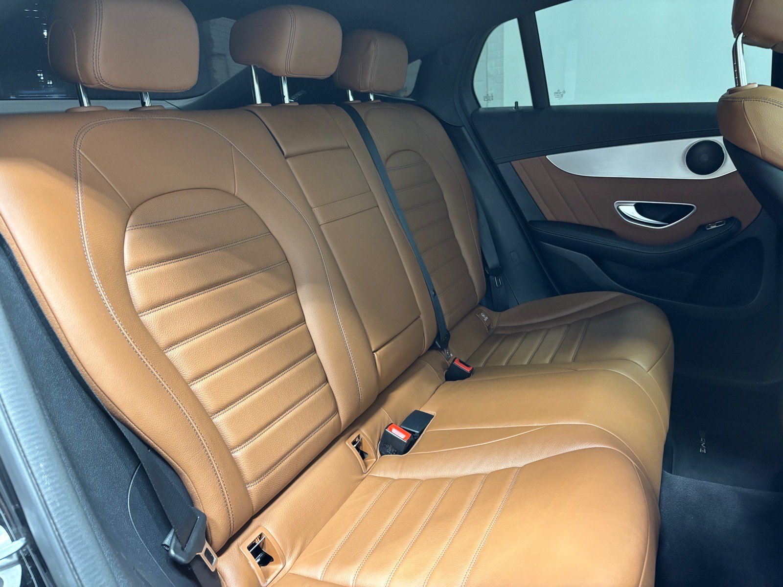 Used 2022 Mercedes-Benz GLC 43 AMG 4MATIC Coupe image 36