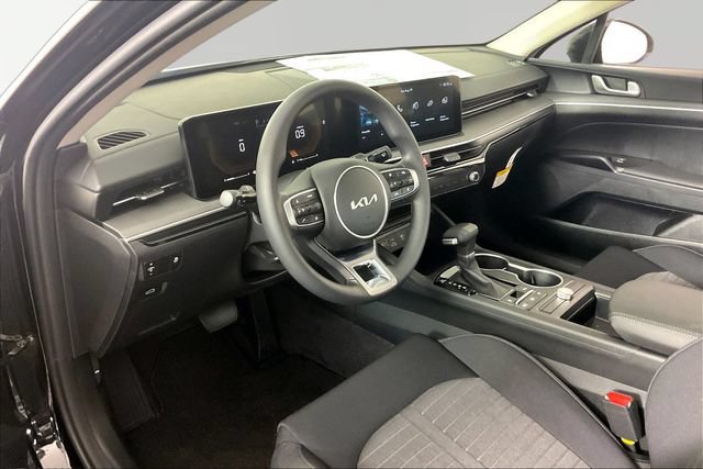 New 2026 Kia K5 LXS FWD image 8