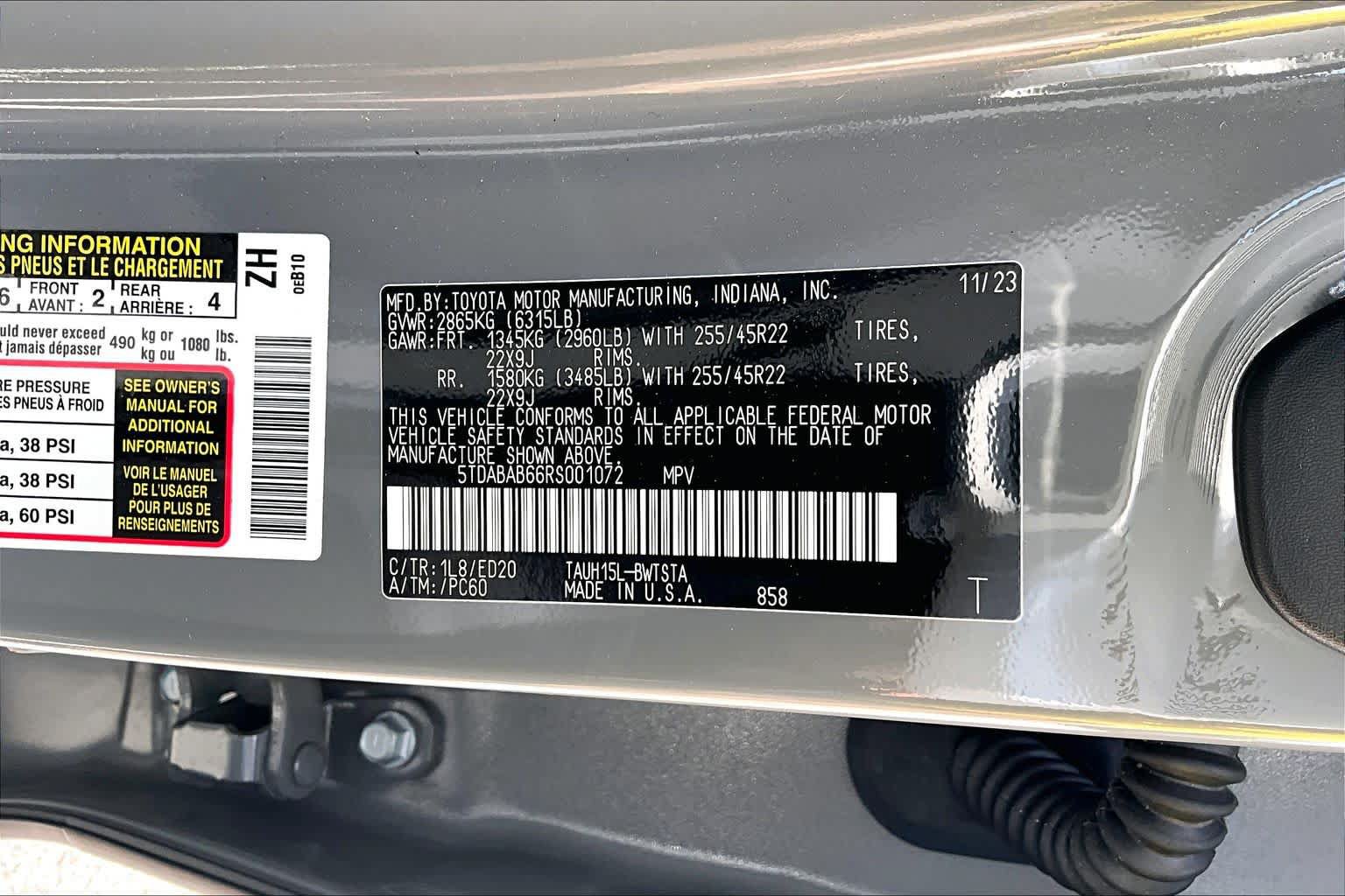 Used 2024 Lexus TX 500h AWD w/ Technology Package image 37