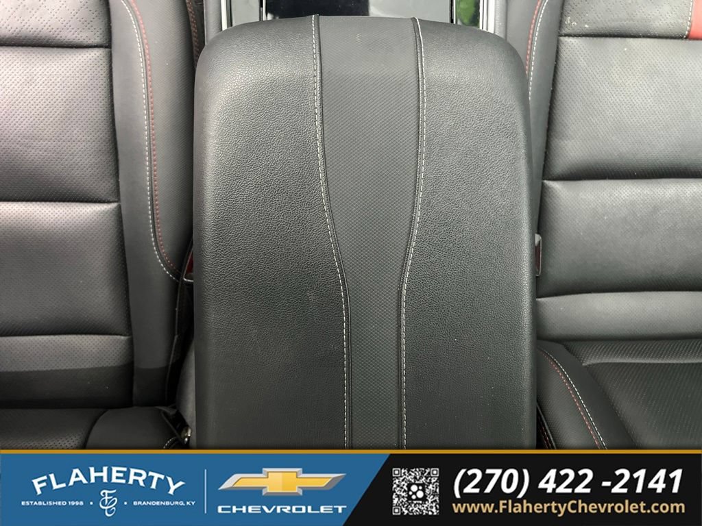 Used 2024 Chevrolet Traverse RS w/ LPO, Floor Liner Package AWD/4WD image 33