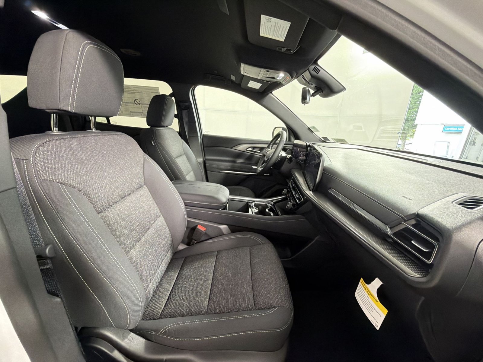 New 2027 Chevrolet Traverse LT FWD image 27