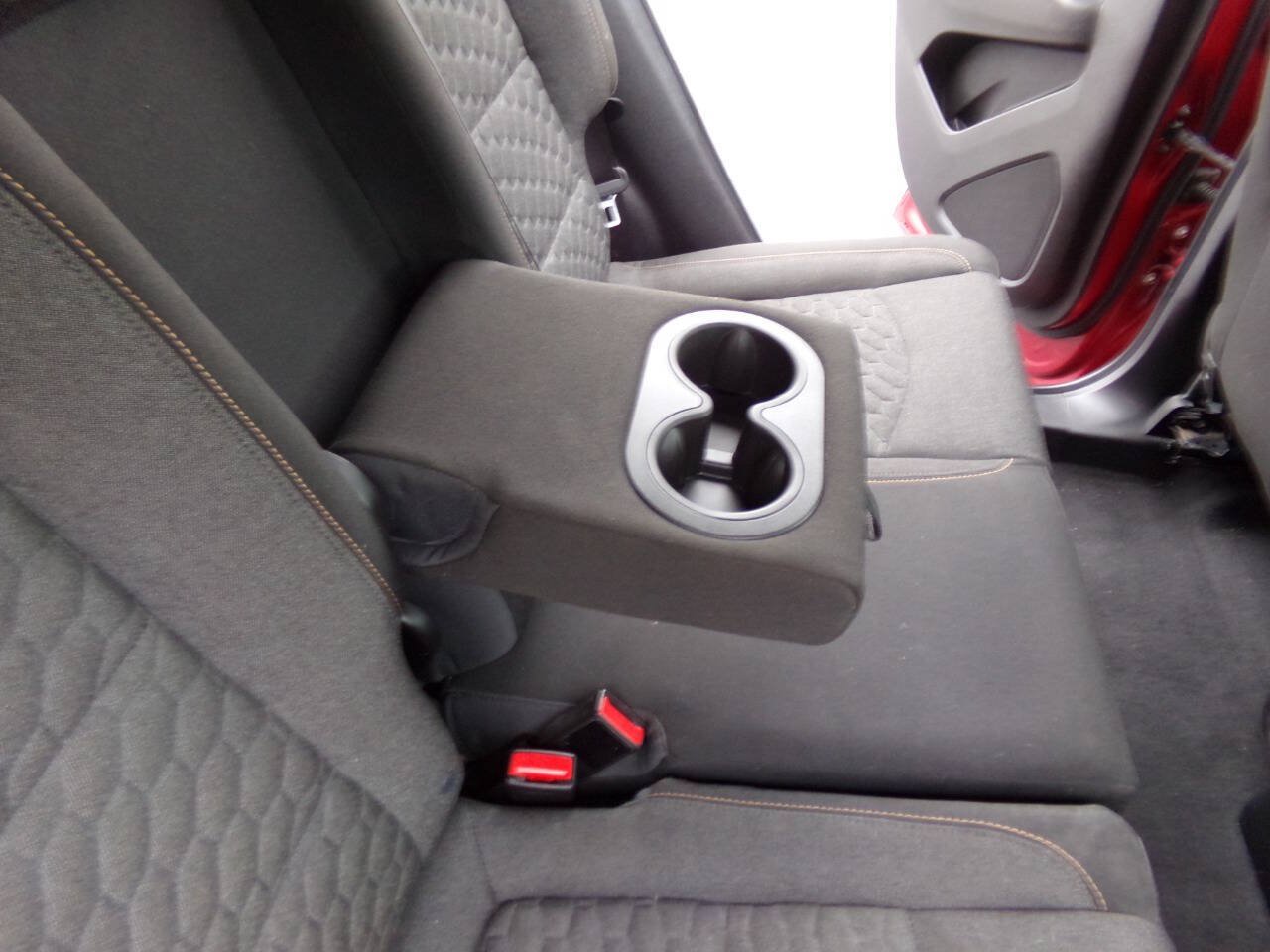 Used 2018 Chevrolet Equinox LT FWD image 35