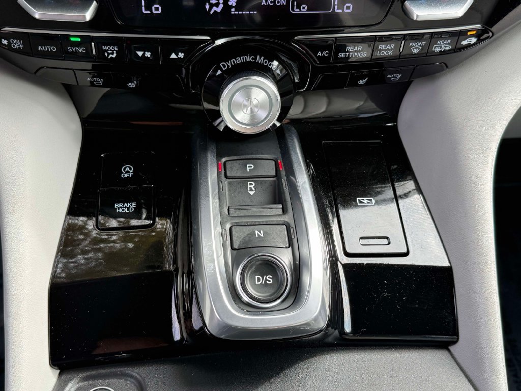 Certified 2025 Acura MDX w/ Technology Package AWD/4WD image 25