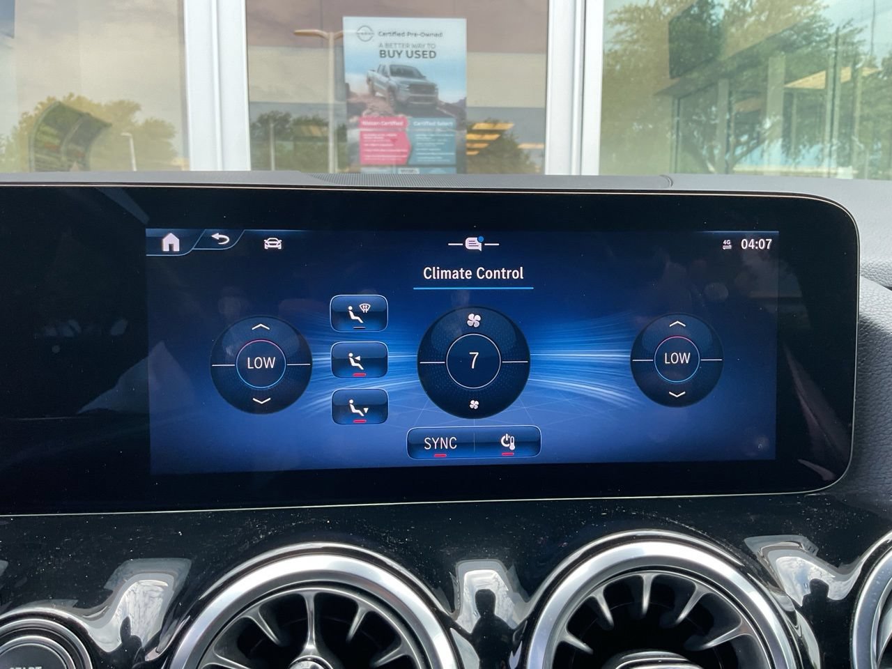 Used 2025 Mercedes-Benz GLA 250 image 25
