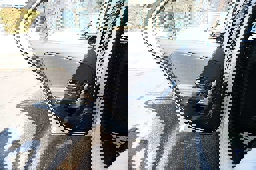 Used 2019 Mercedes-Benz A 220 4MATIC w/ Driver Assistance Package image 23