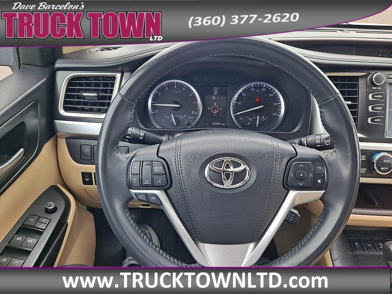 Used 2016 Toyota Highlander XLE w/ Protection Package #3 AWD/4WD image 21