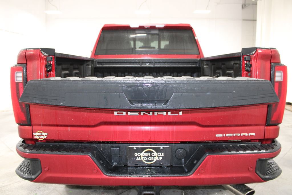 Used 2024 GMC Sierra 2500 Denali w/ Denali Reserve Package AWD/4WD image 19