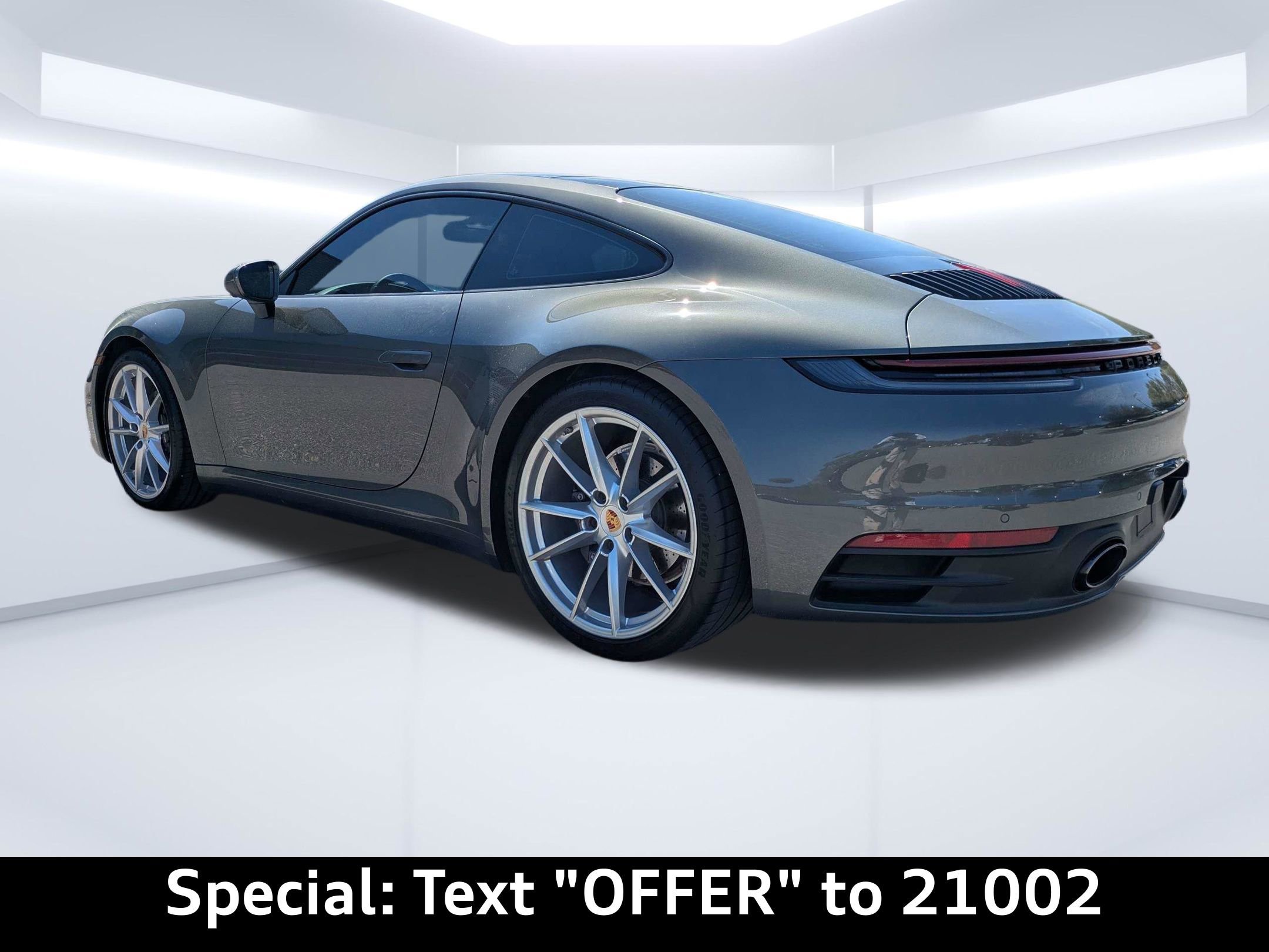 Used 2020 Porsche 911 Carrera image 5