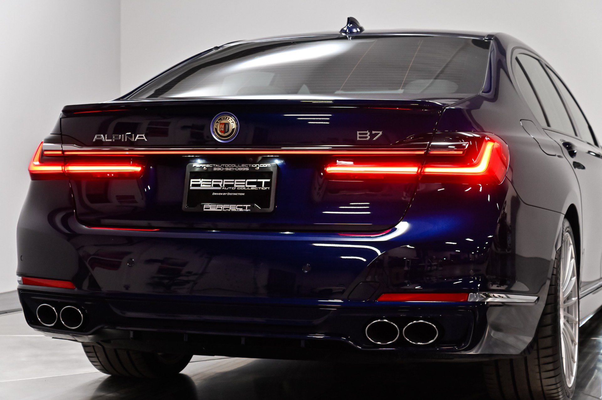 Used 2022 BMW ALPINA B7 xDrive AWD/4WD image 63