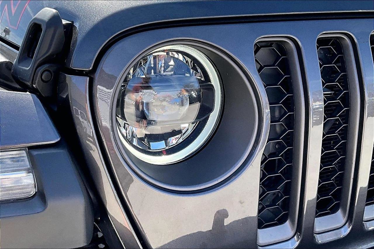 Used 2023 Jeep Gladiator Rubicon w/ LED Lighting Group image 30