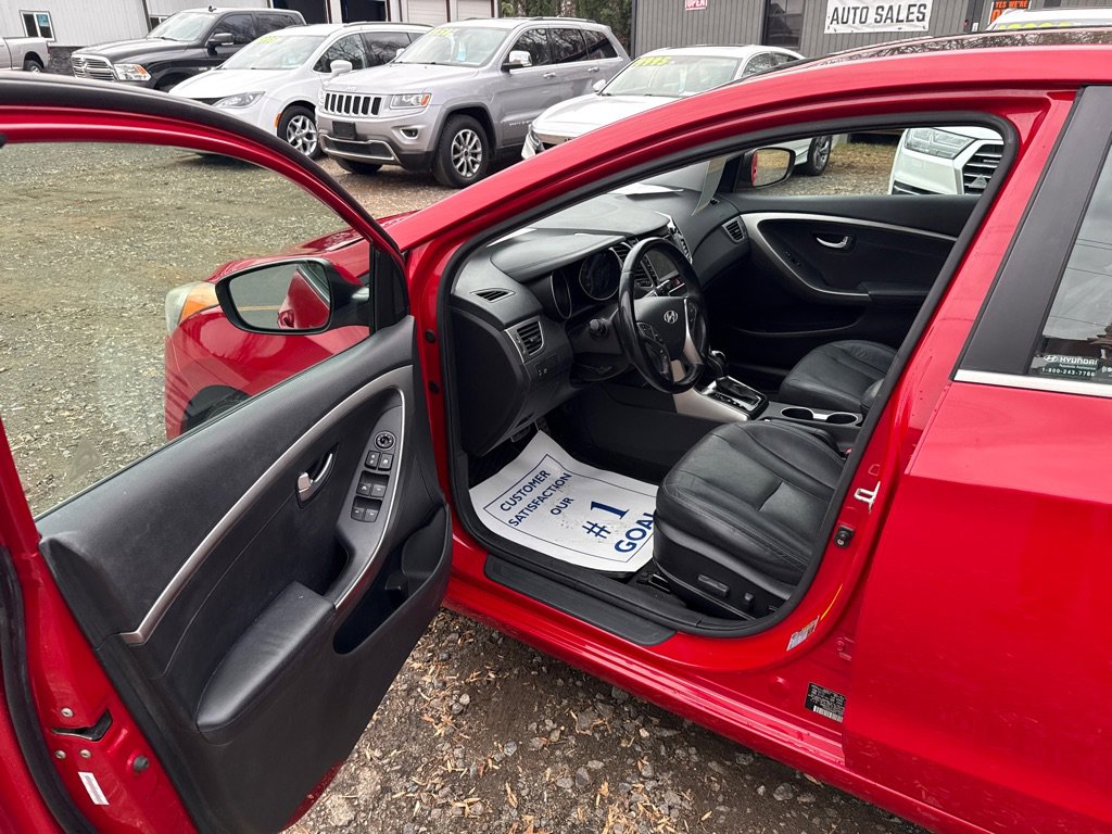 Used 2013 Hyundai Elantra GT w/ Tech Pkg image 10