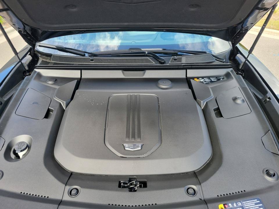 Certified 2026 Cadillac Lyriq V AWD/4WD image 16