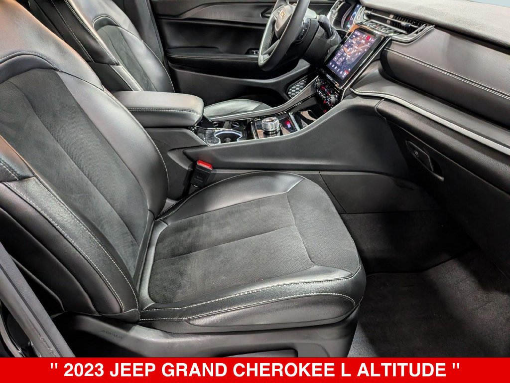 Used 2023 Jeep Grand Cherokee L Laredo AWD/4WD image 35