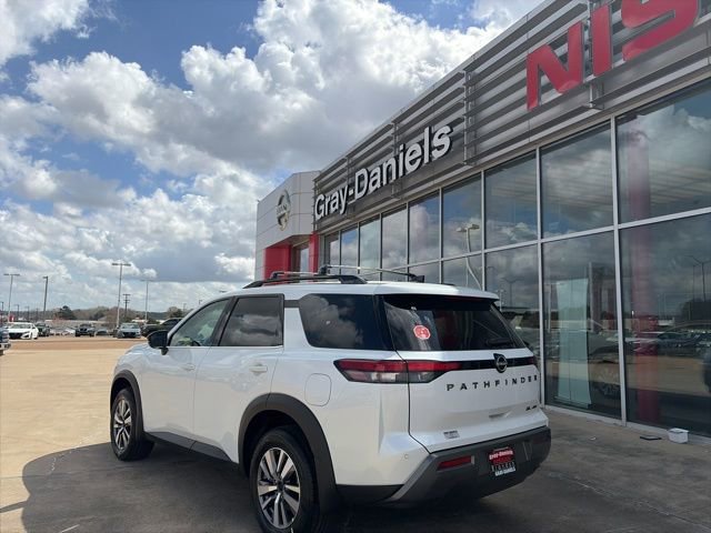 New 2026 Nissan Pathfinder SL video 2