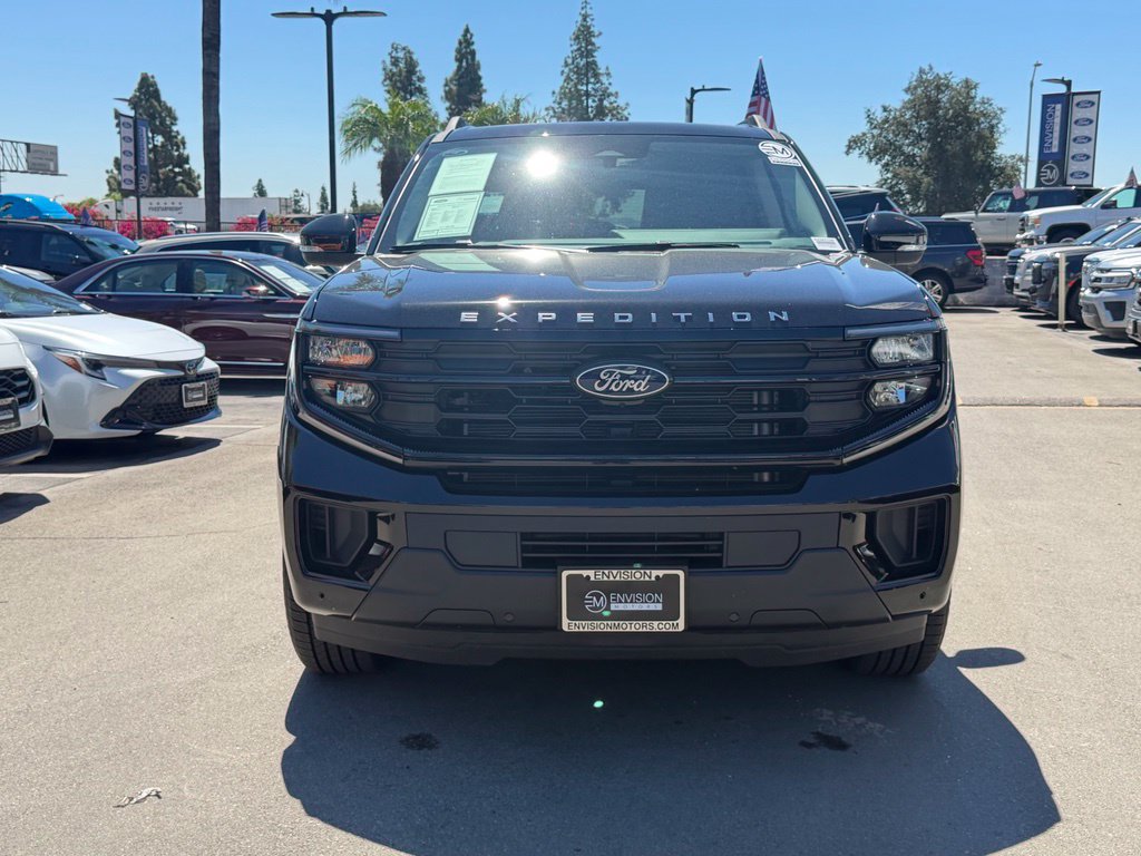 Used 2026 Ford Expedition Max Active RWD image 4