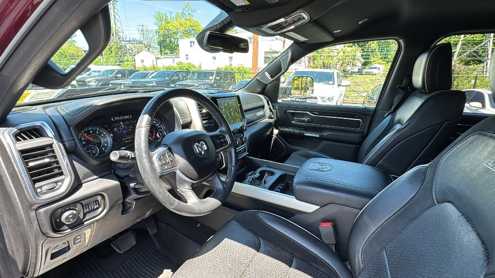 Used 2019 RAM 1500 Laramie w/ Sport Appearance Package AWD/4WD image 15