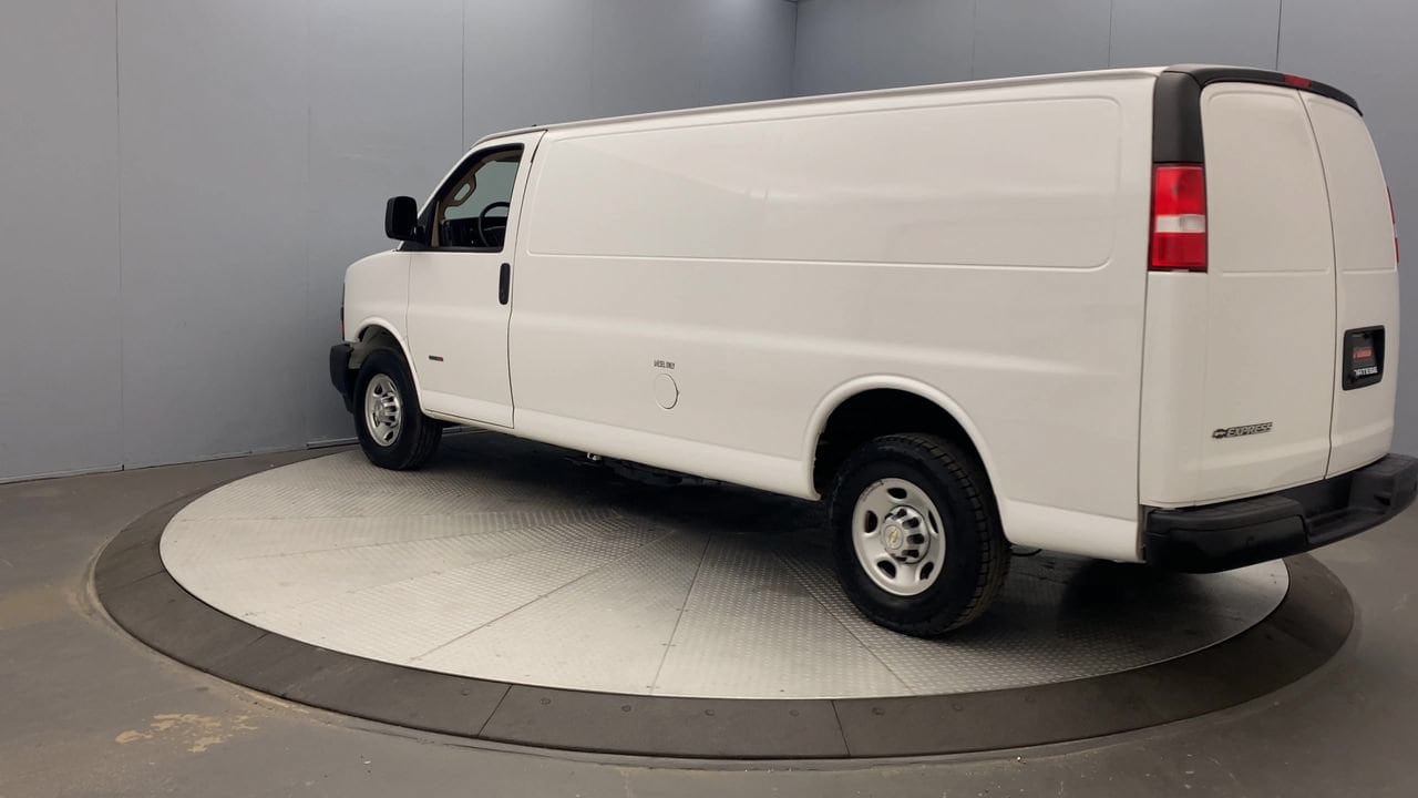 Used 2021 Chevrolet Express 2500 Extended w/ Driver Convenience Package RWD image 3