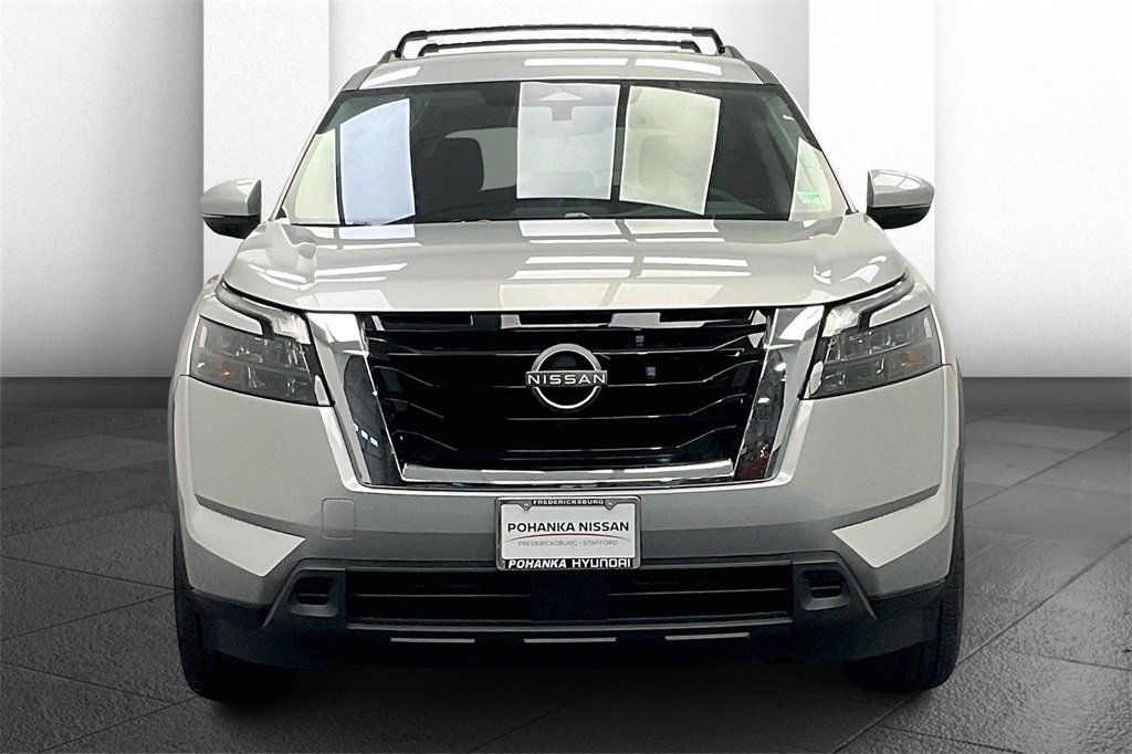 Certified 2025 Nissan Pathfinder SV video 2