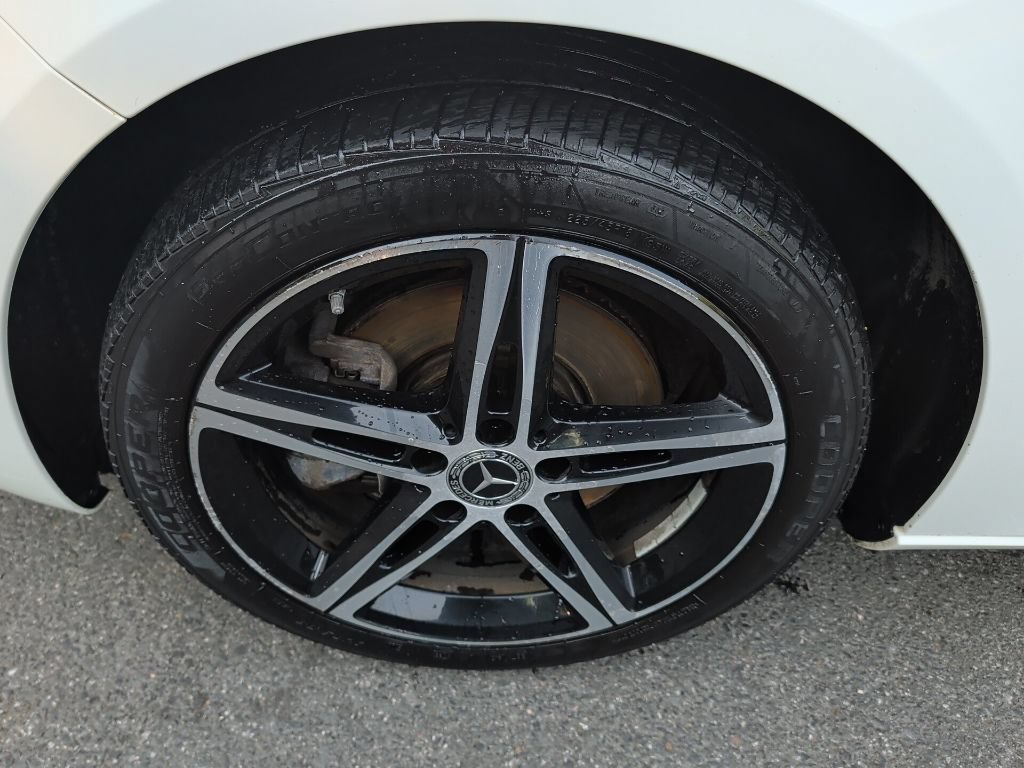 Used 2019 Mercedes-Benz A 220 4MATIC image 9