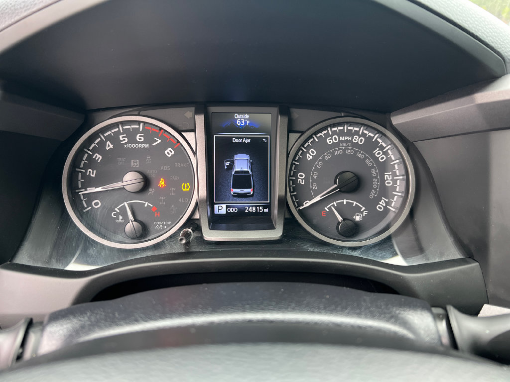 Used 2023 Toyota Tacoma TRD Sport w/ TRD Premium Sport Package AWD/4WD image 30