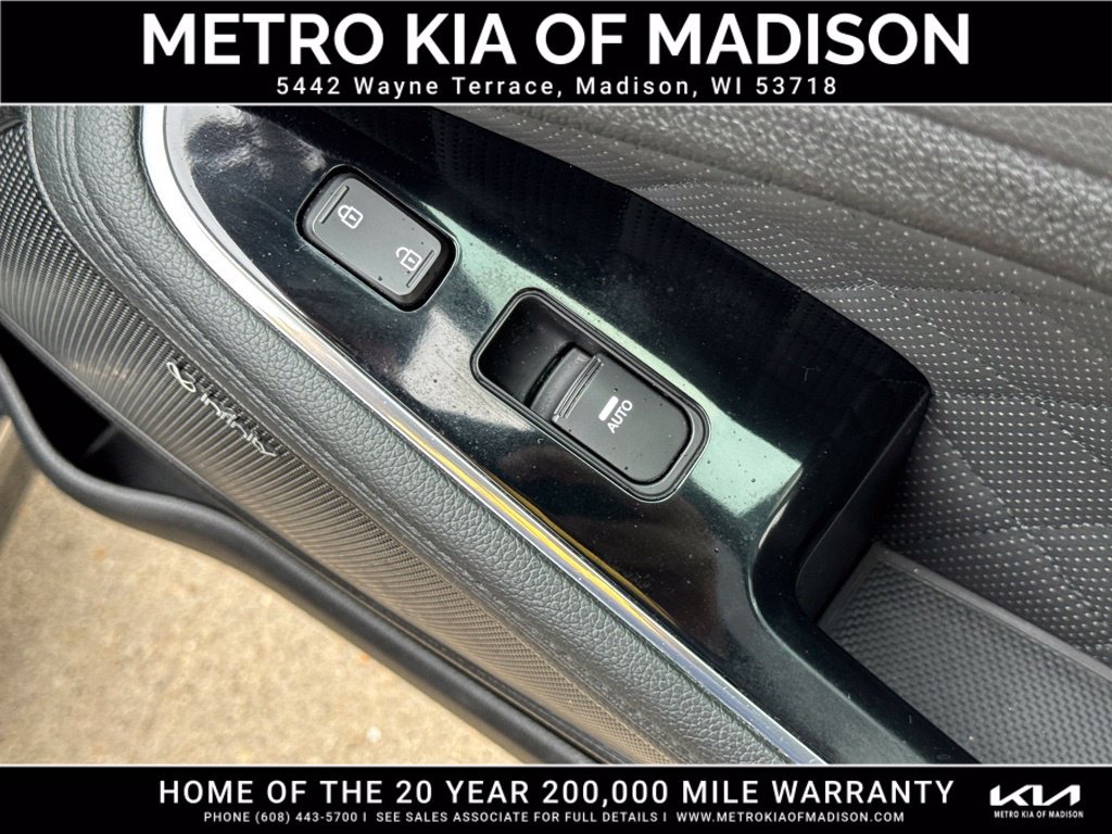 Used 2015 Kia Optima SX FWD image 40