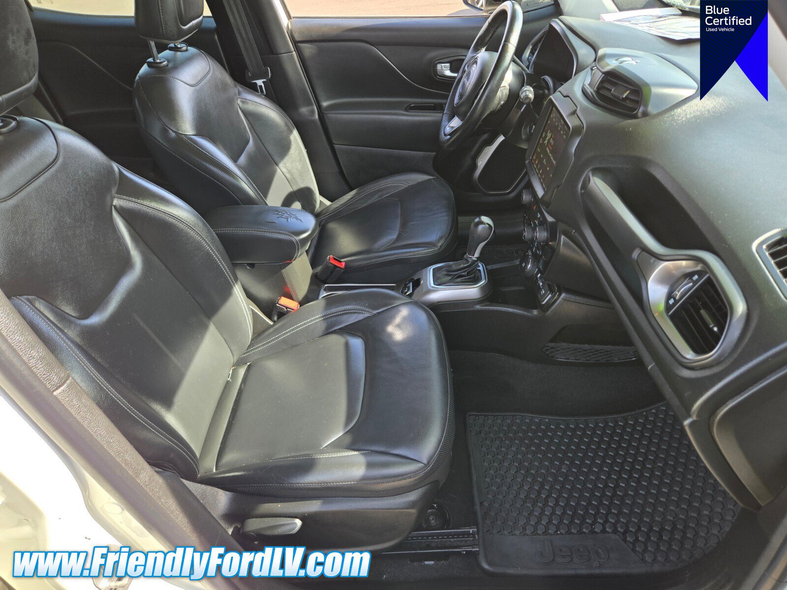 Used 2022 Jeep Renegade Limited AWD/4WD image 16