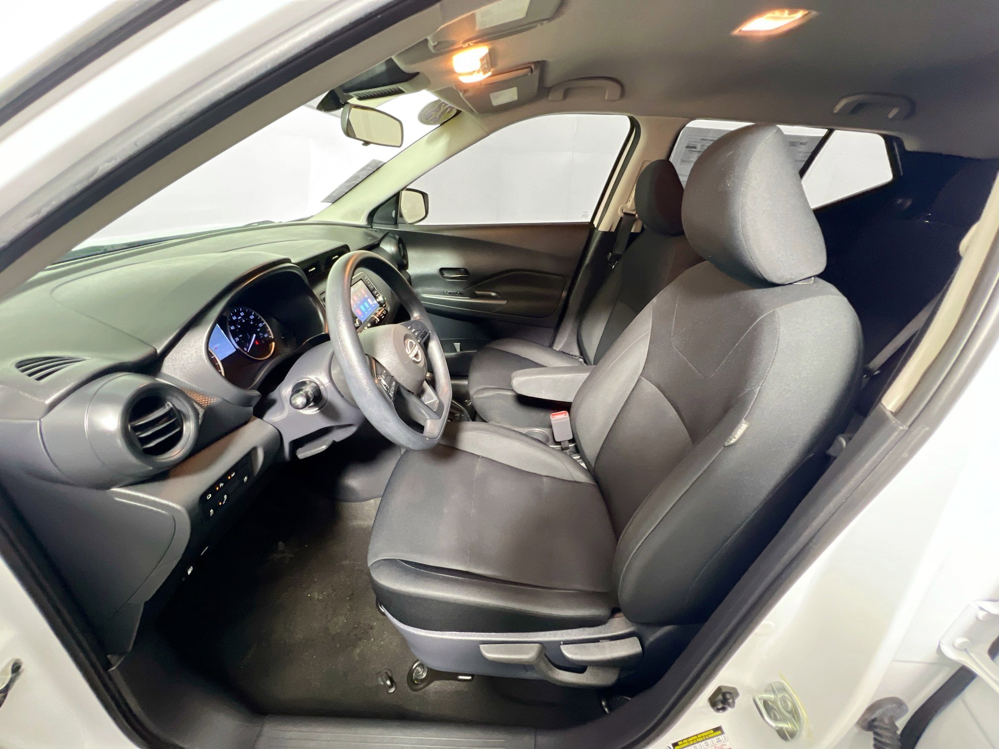 Used 2023 Nissan Kicks S image 14