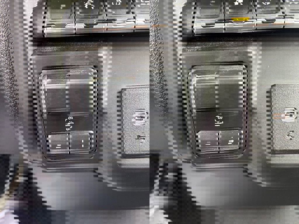 Used 2023 Chevrolet Silverado 1500 Custom Trail Boss AWD/4WD image 20