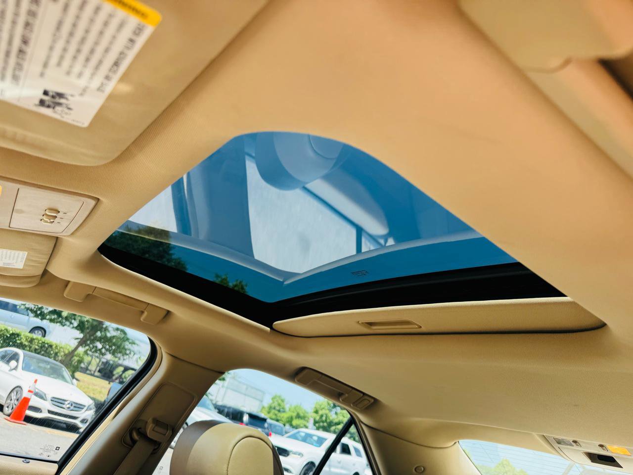 Used 2008 Cadillac STS w/ Preferred Equipment Group RWD image 30