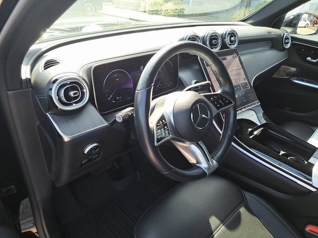Used 2023 Mercedes-Benz GLC 300 4MATIC image 10