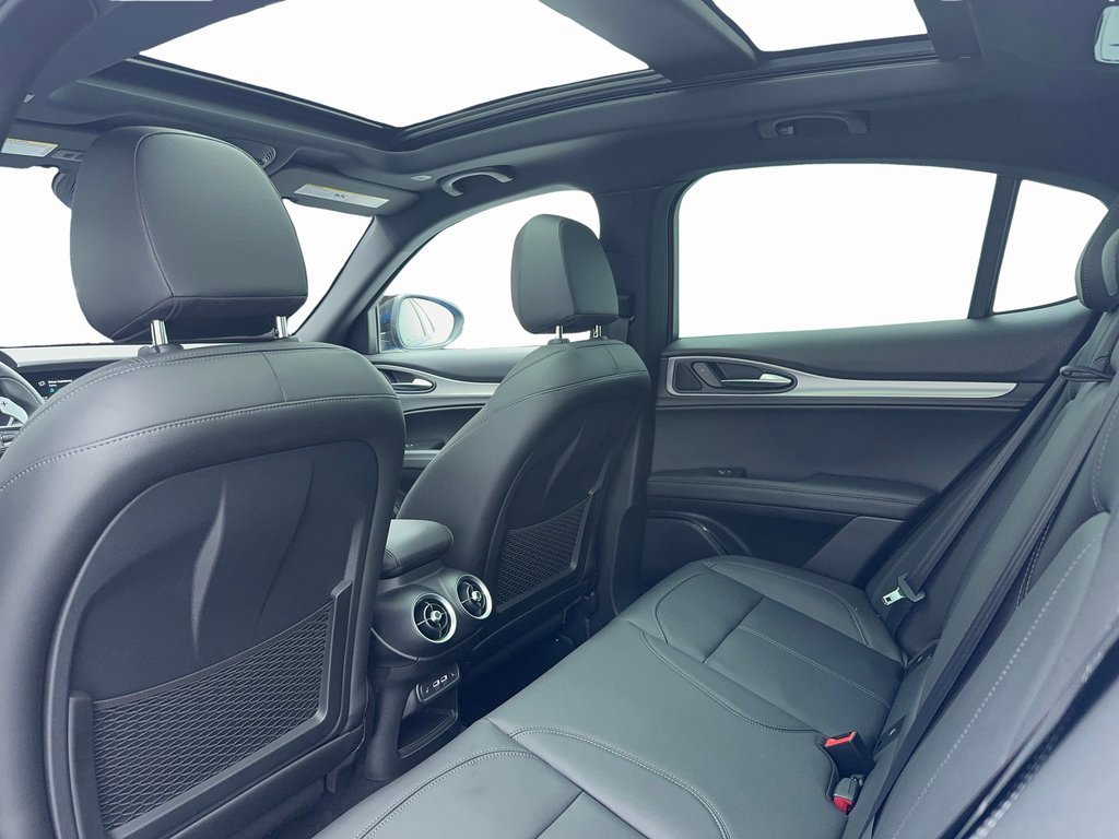 New 2025 Alfa Romeo Stelvio Sprint w/ Convenience Package image 34