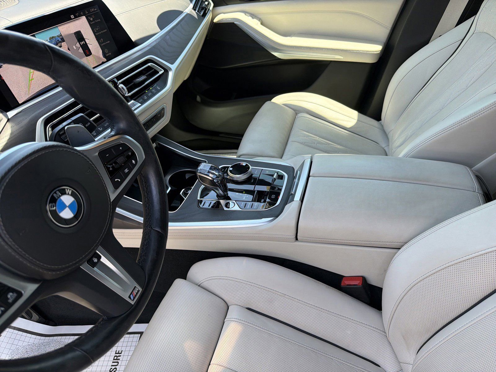 Used 2022 BMW X7 xDrive40i w/ M Sport Package AWD/4WD image 25