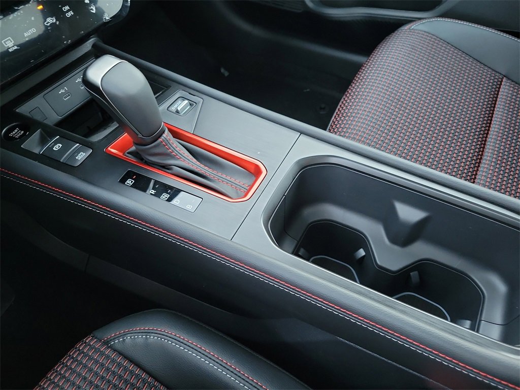 New 2026 Nissan Kicks SR image 10