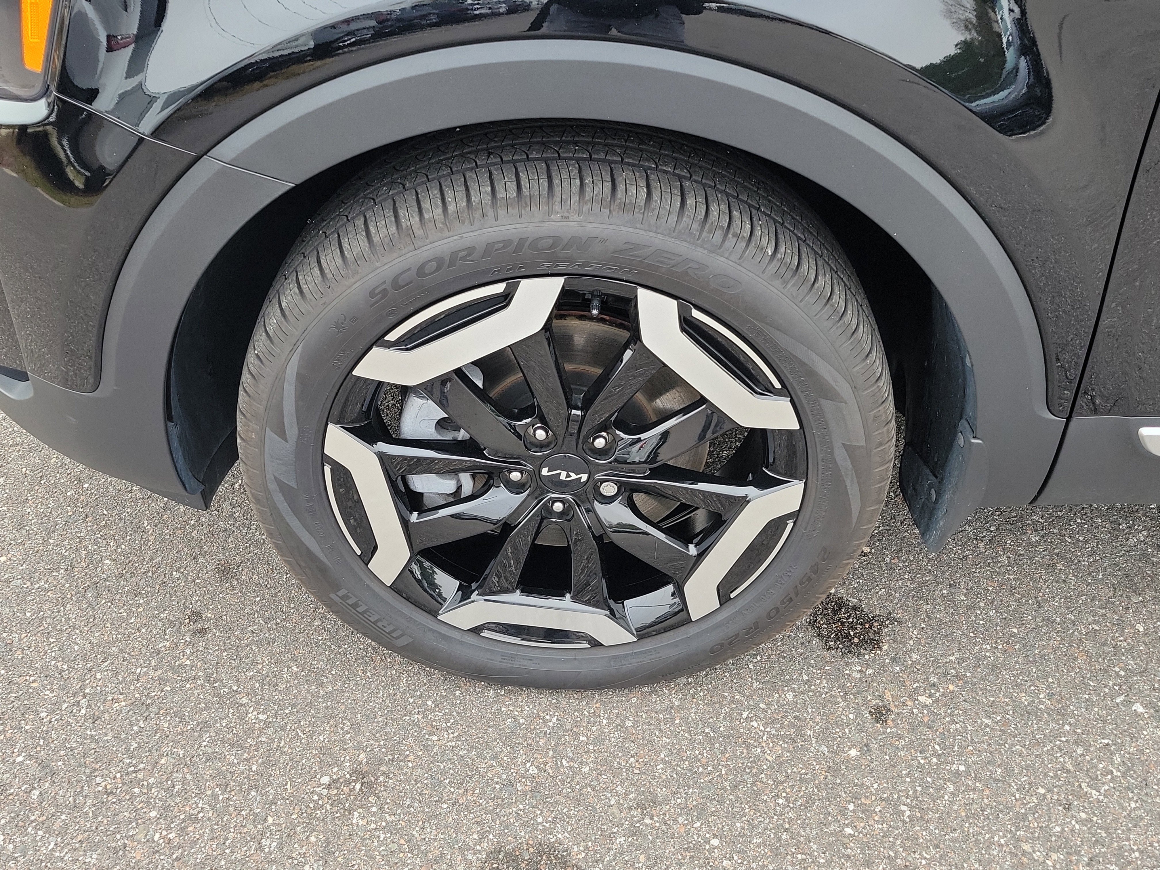 Used 2025 Kia Telluride S image 39