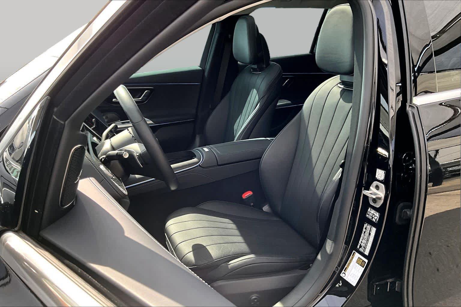 Used 2025 Mercedes-Benz E 450 4MATIC All-Terrain Wagon image 8