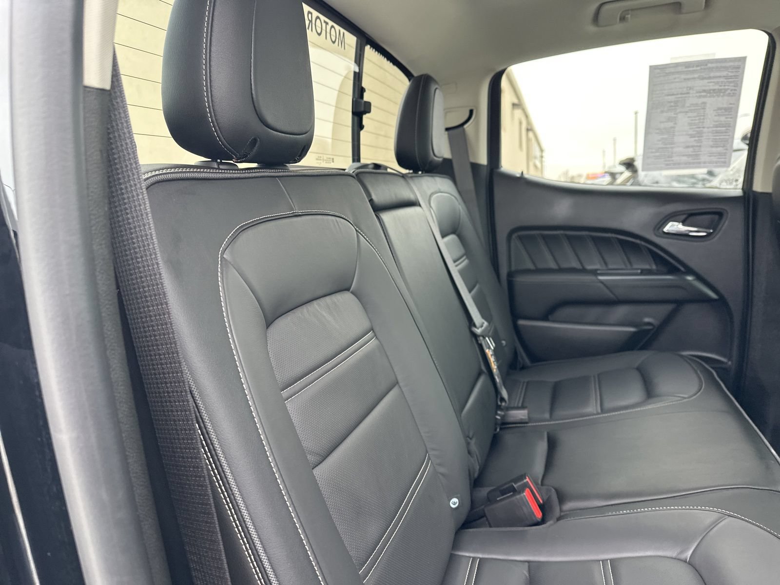 Used 2022 GMC Canyon Denali AWD/4WD image 32