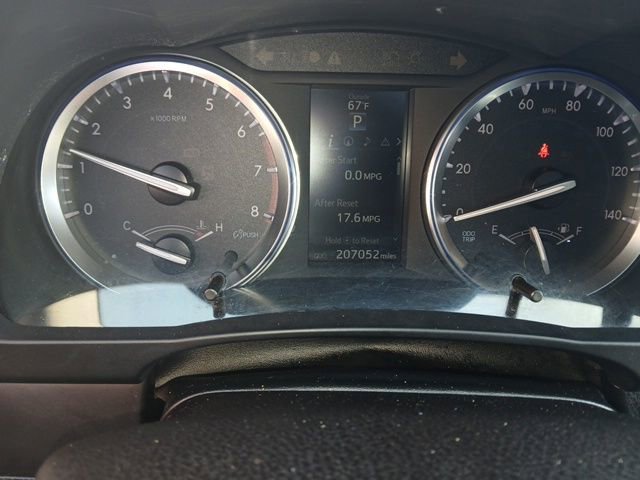 Used 2015 Toyota Highlander Limited image 42