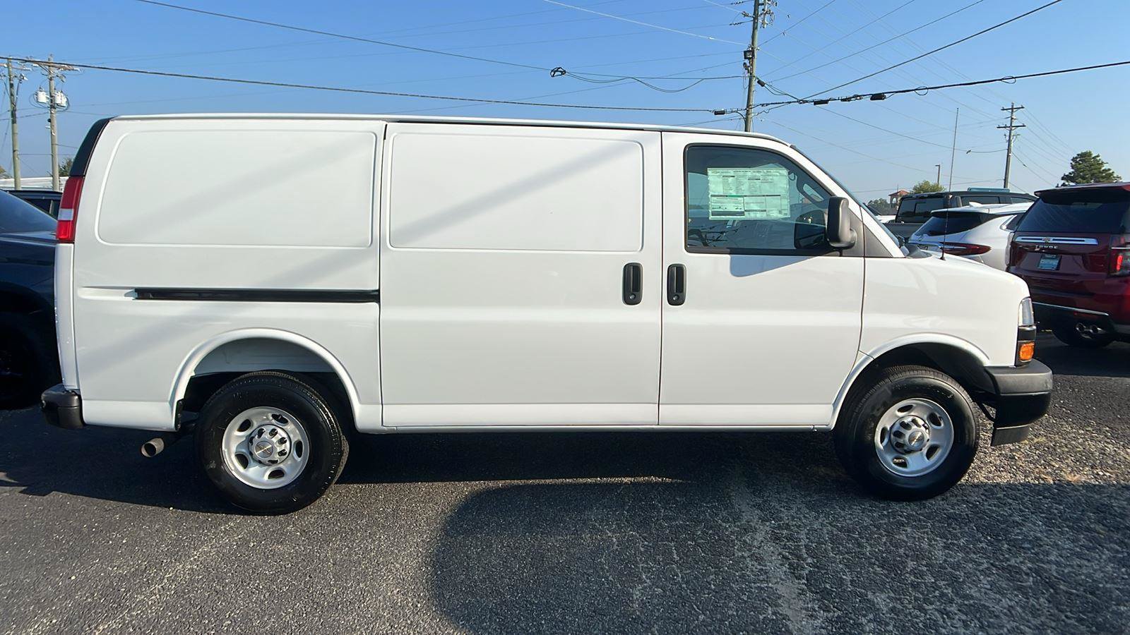 New 2025 Chevrolet Express 2500 w/ Communications Package RWD image 4