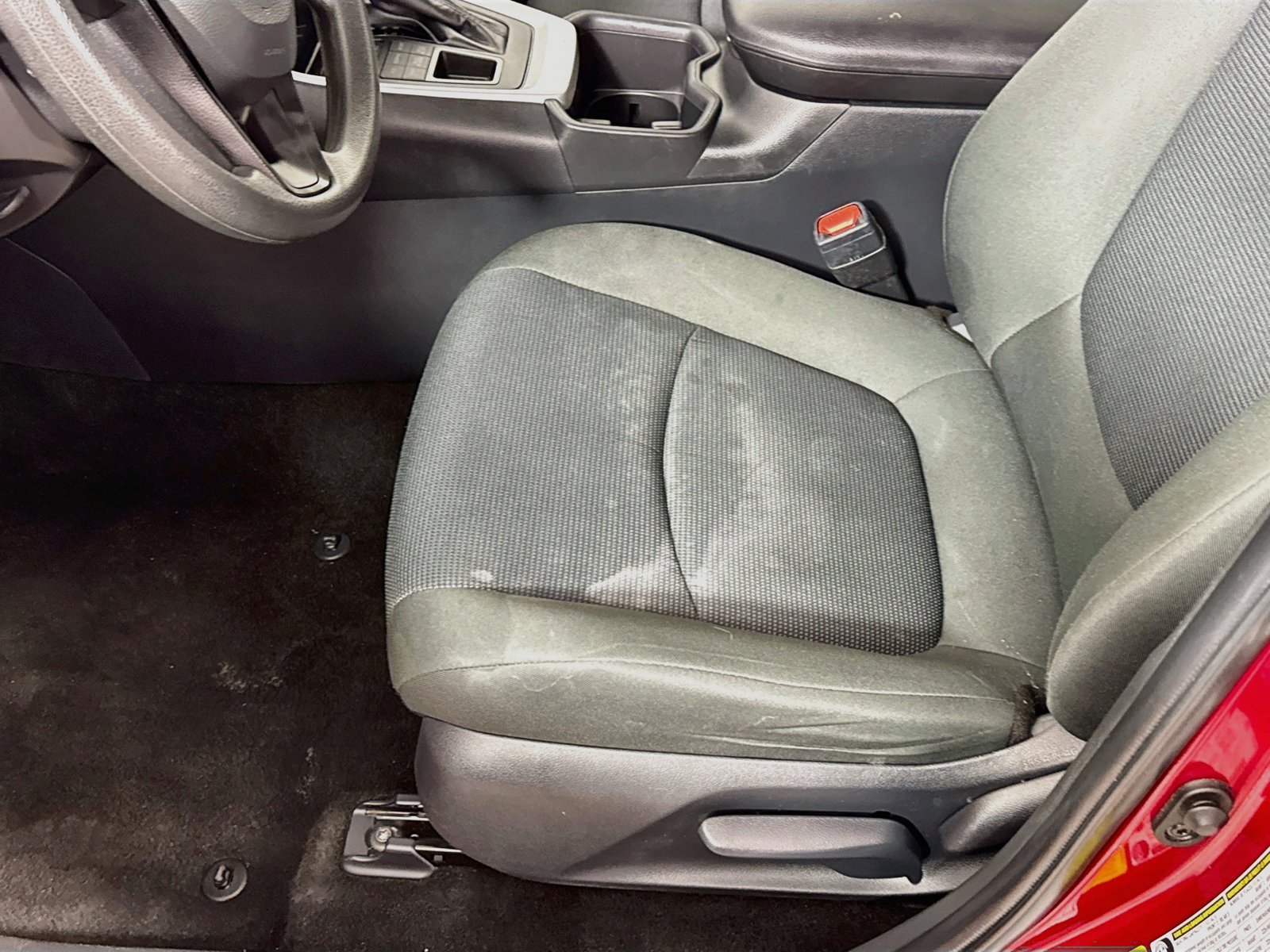 Certified 2025 Toyota RAV4 LE AWD/4WD image 18