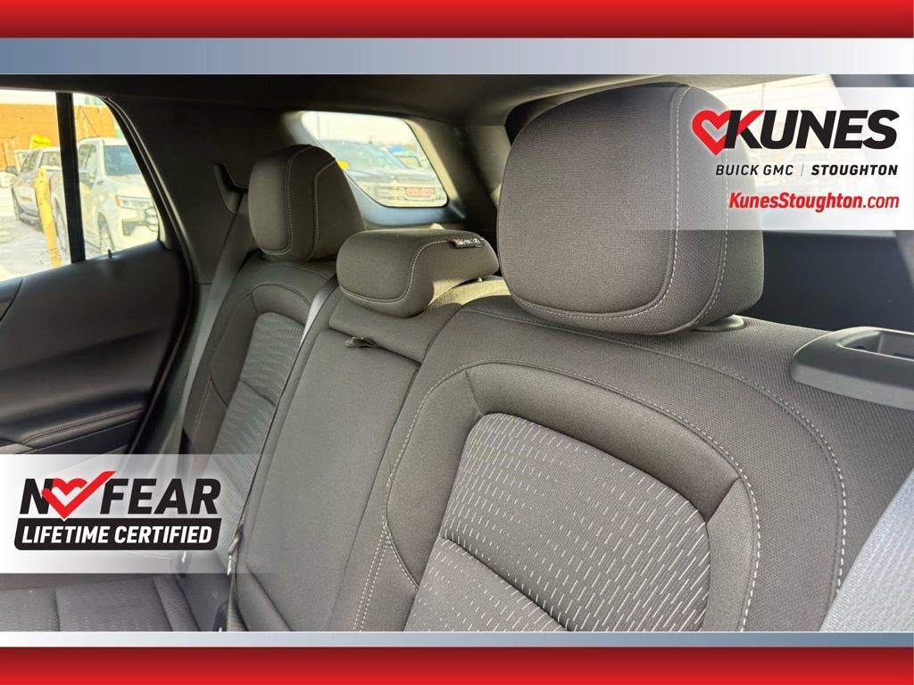 Used 2025 Chevrolet Equinox LT image 23