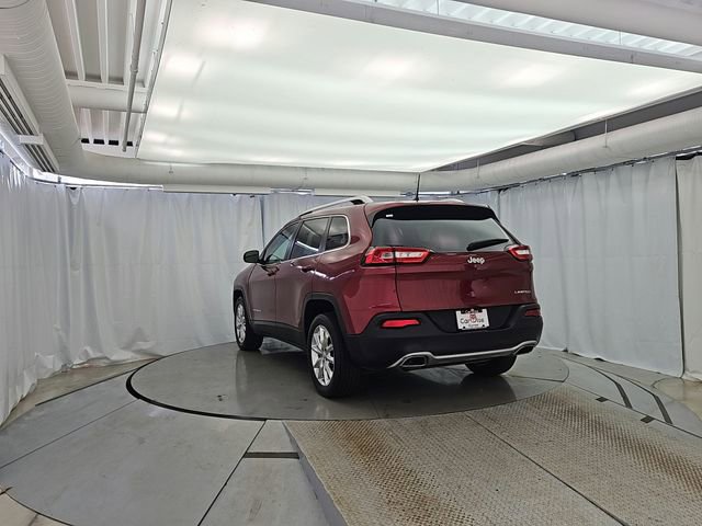 Used 2017 Jeep Cherokee Limited image 5