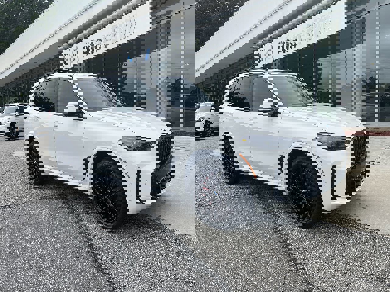 New 2026 BMW X5 xDrive40i image 2