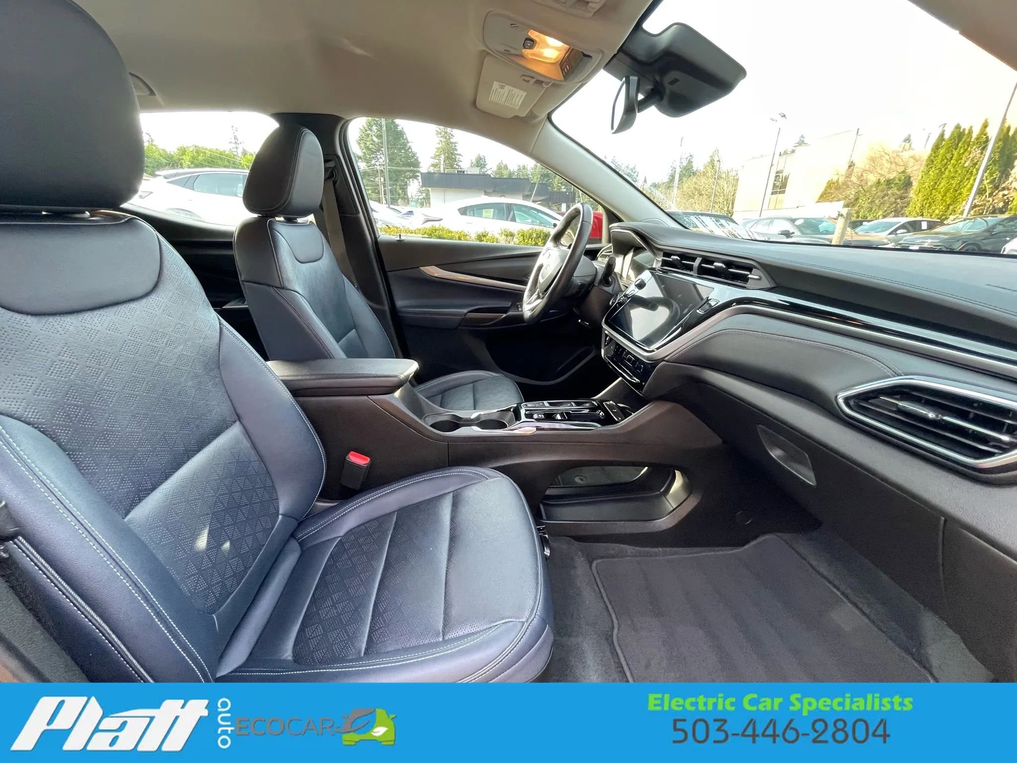 Used 2022 Chevrolet Bolt EUV LT w/ Convenience Package image 54
