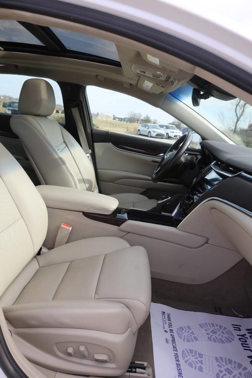 Used 2016 Cadillac XTS Luxury w/ Driver Awareness Package image 15