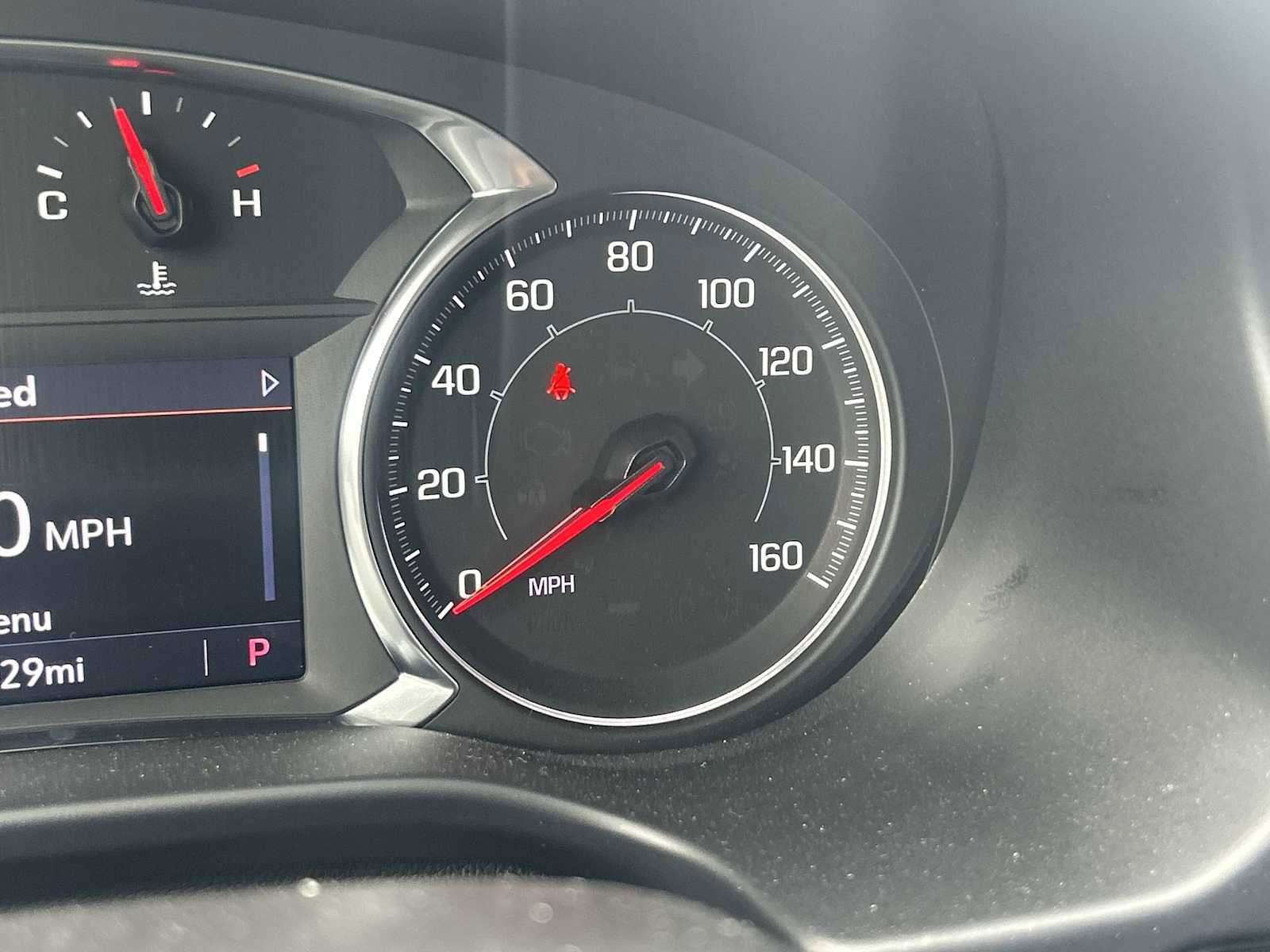 Used 2023 GMC Acadia SLT w/ Elevation Edition image 12