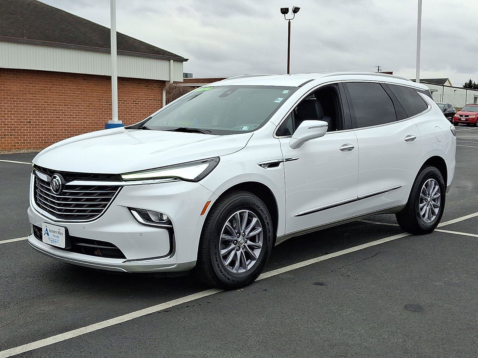 Used 2024 Buick Enclave Essence w/ LPO, Floor Liner Package image 3