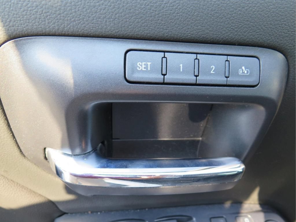 Used 2019 Chevrolet Silverado 2500 LTZ w/ Duramax Plus Package AWD/4WD image 11