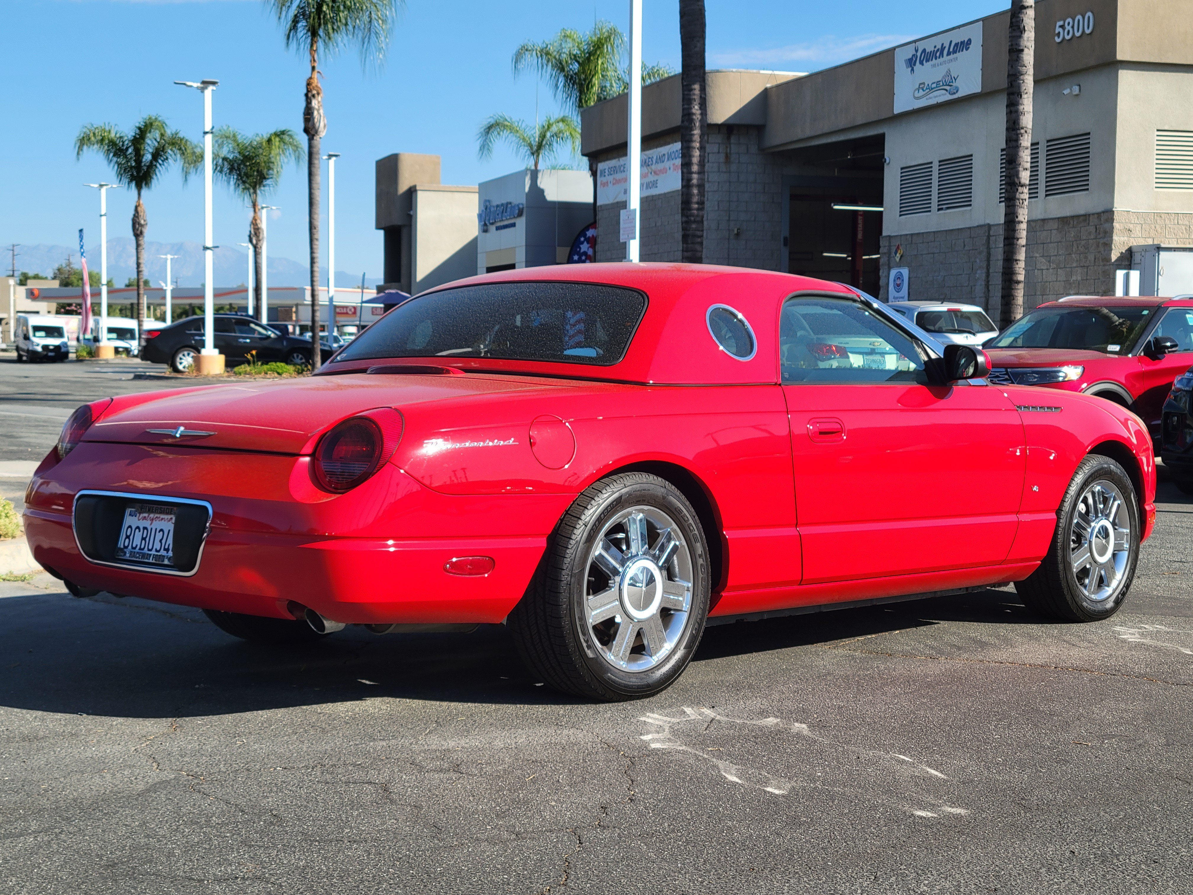 Used 2004 Ford Thunderbird RWD image 18